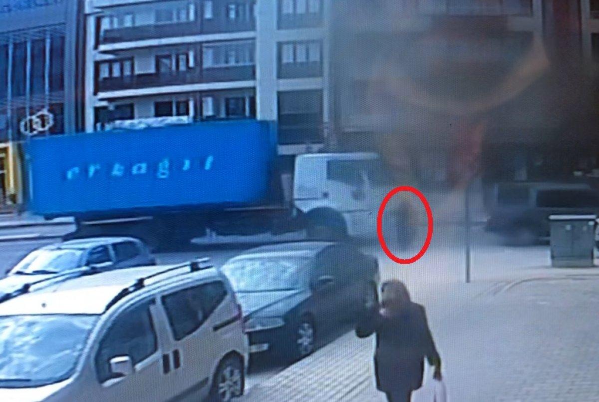 Bursa'da kamyonun çarptığı kadın hayatını kaybetti