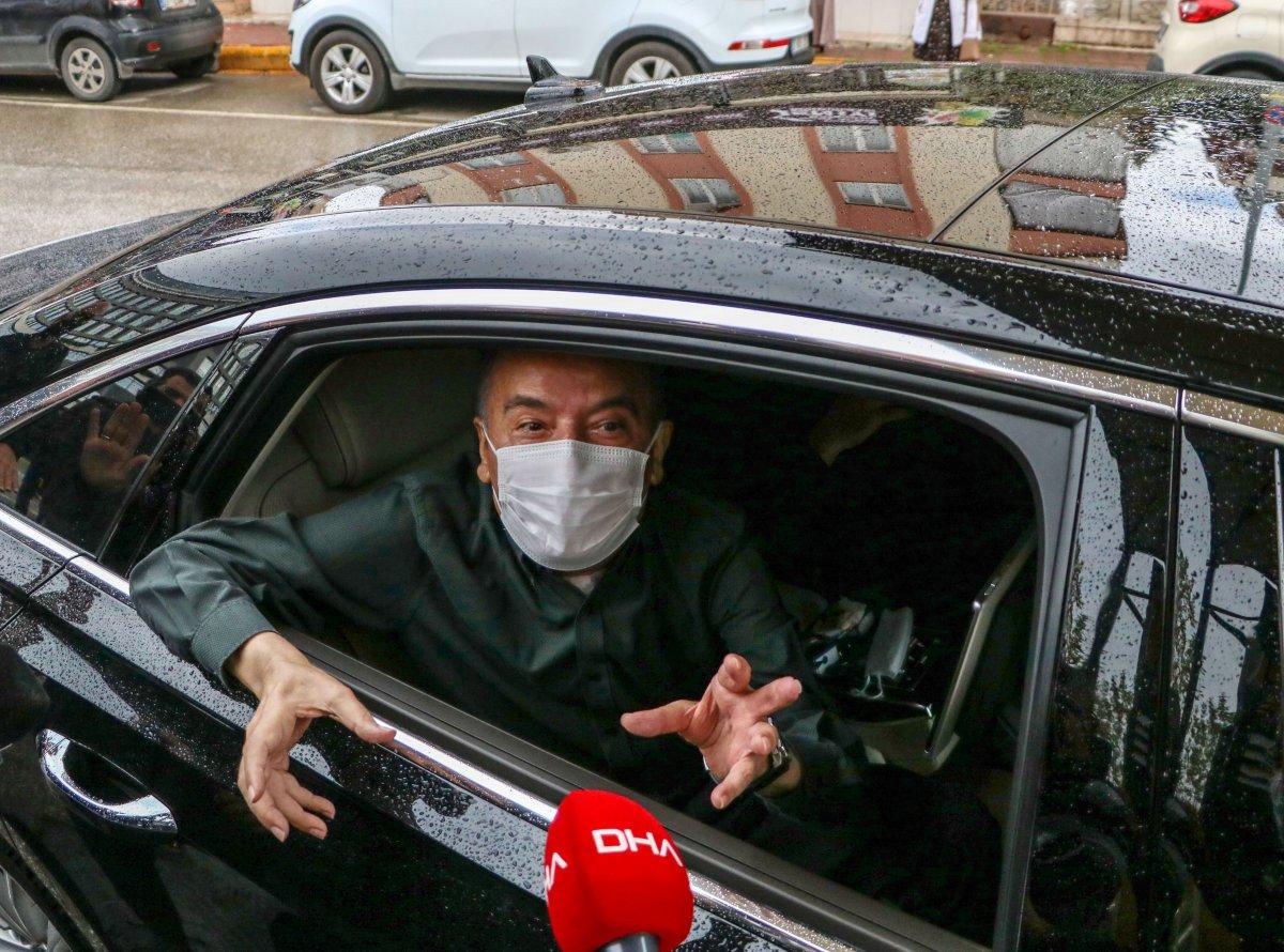 Muhittin Böcek 4 ay sonra işbaşı yaptı