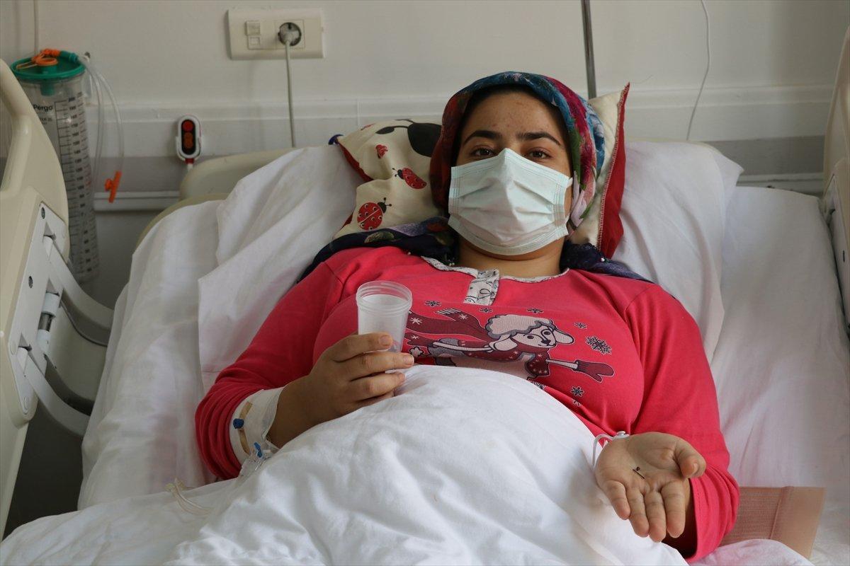 Aydınlı genç kız, yuttuğu toplu iğneden 17 yıl sonra kurtuldu