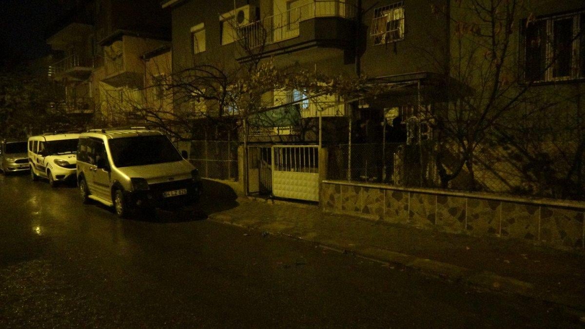 Uşak’ta alkollü şahıs, yanlışlıkla kendisini vurdu