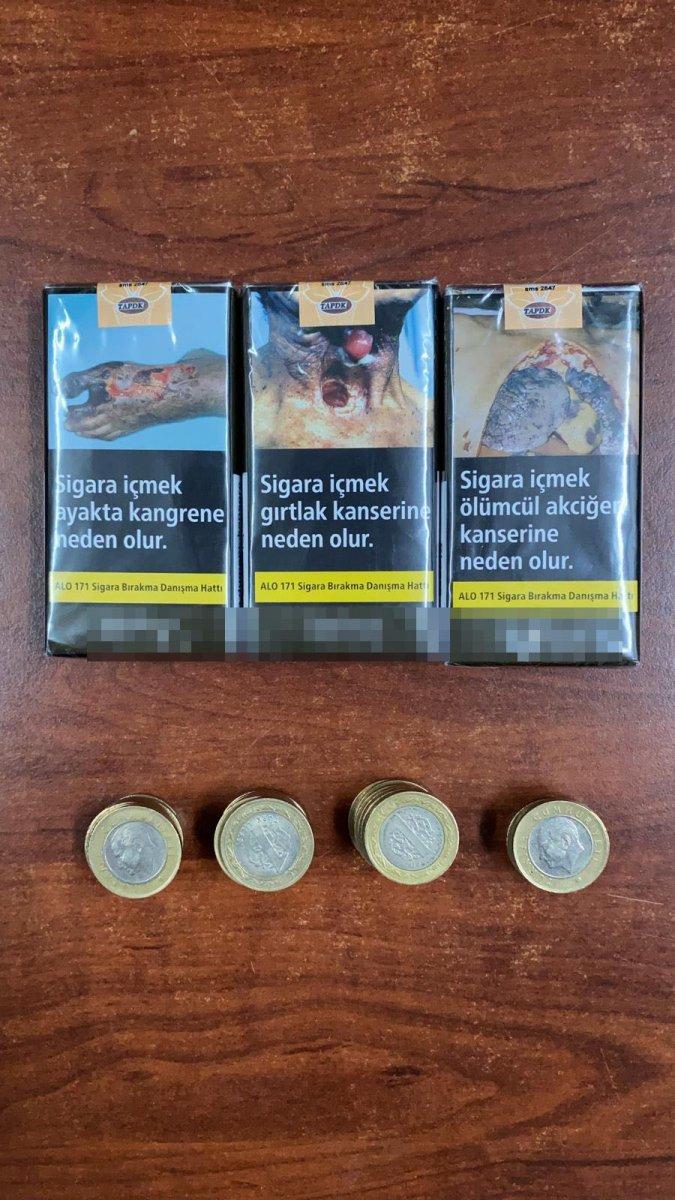 Kağıthane’de tuhafiye görünümlü kıraathaneye baskın