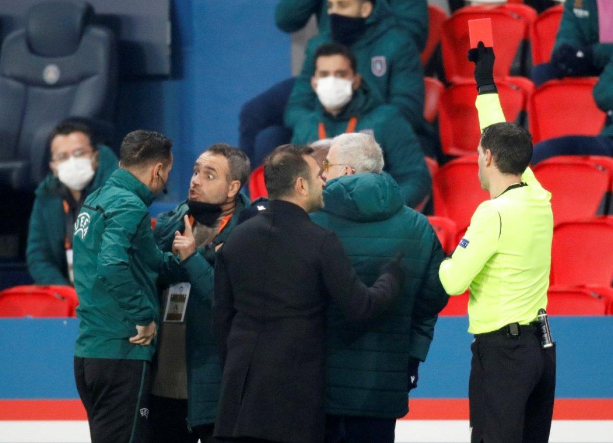 PSG - Başakşehir, maçına ırkçılık sebebiyle ara verildi