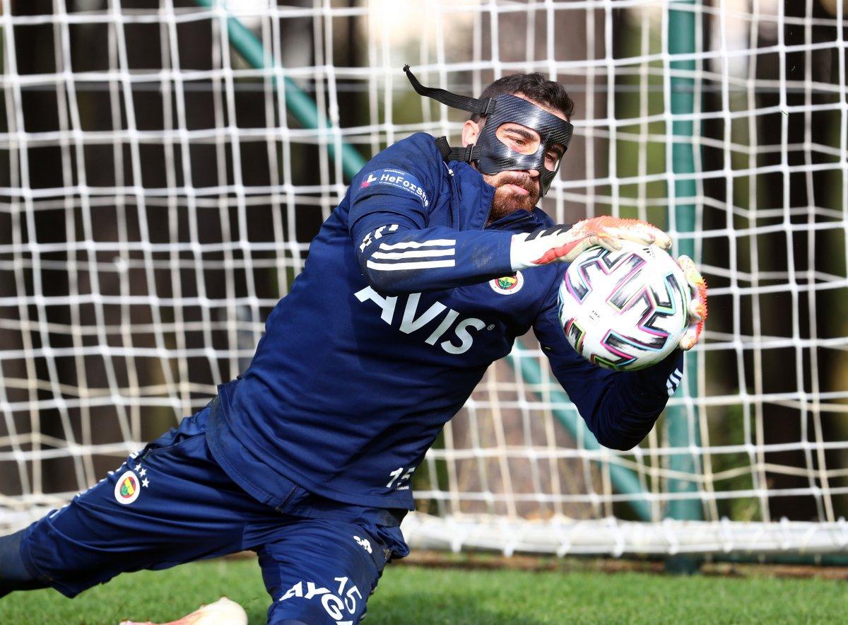 Fenerbahçe'de Enner Valencia sakatlandı