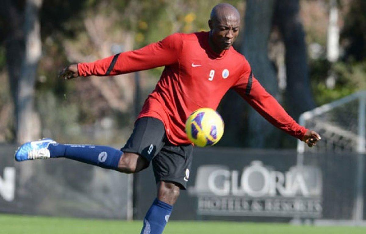 Pierre Webo kimdir? Irkçılığa maruz kalan Pierre Webo’nun futbol kariyeri