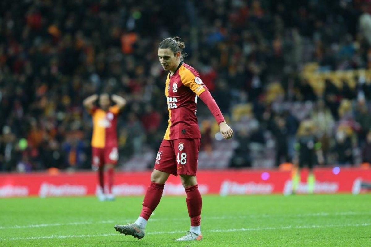 Taylan Antalyalı: Gerrard'ın imzaladığı formayı evime astım