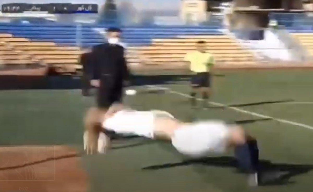 Nader Mohammadi taçtan gol attı