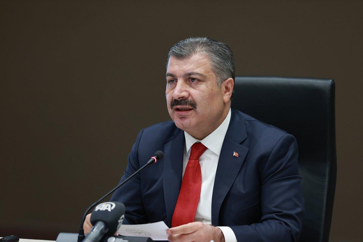 Fahrettin Koca, salgında düşüşün yaşandığı 9 ili açıkladı