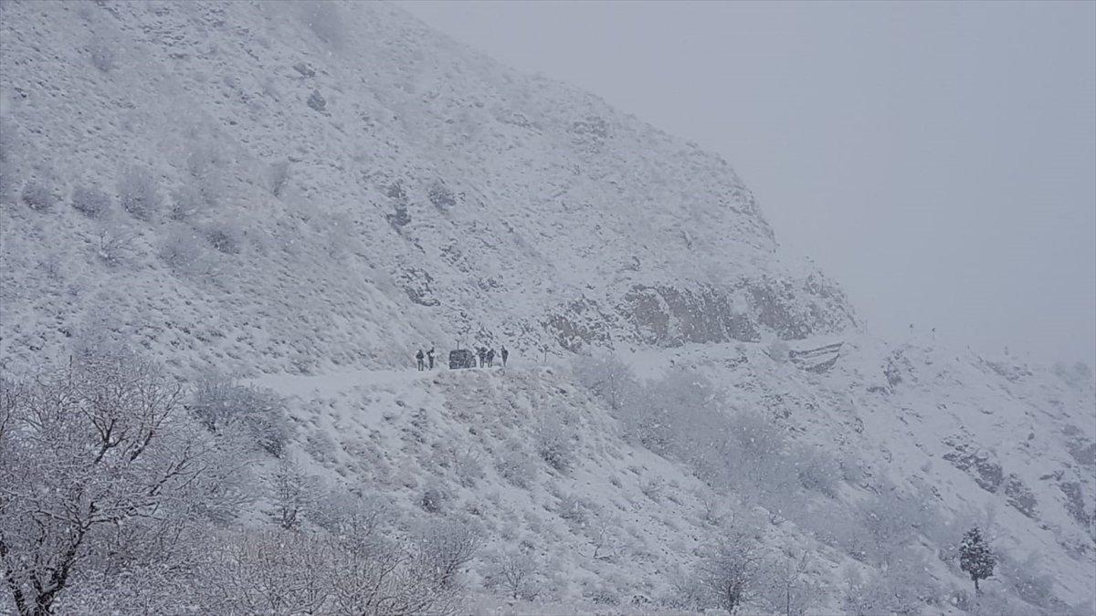 Karlıova beyaza büründü