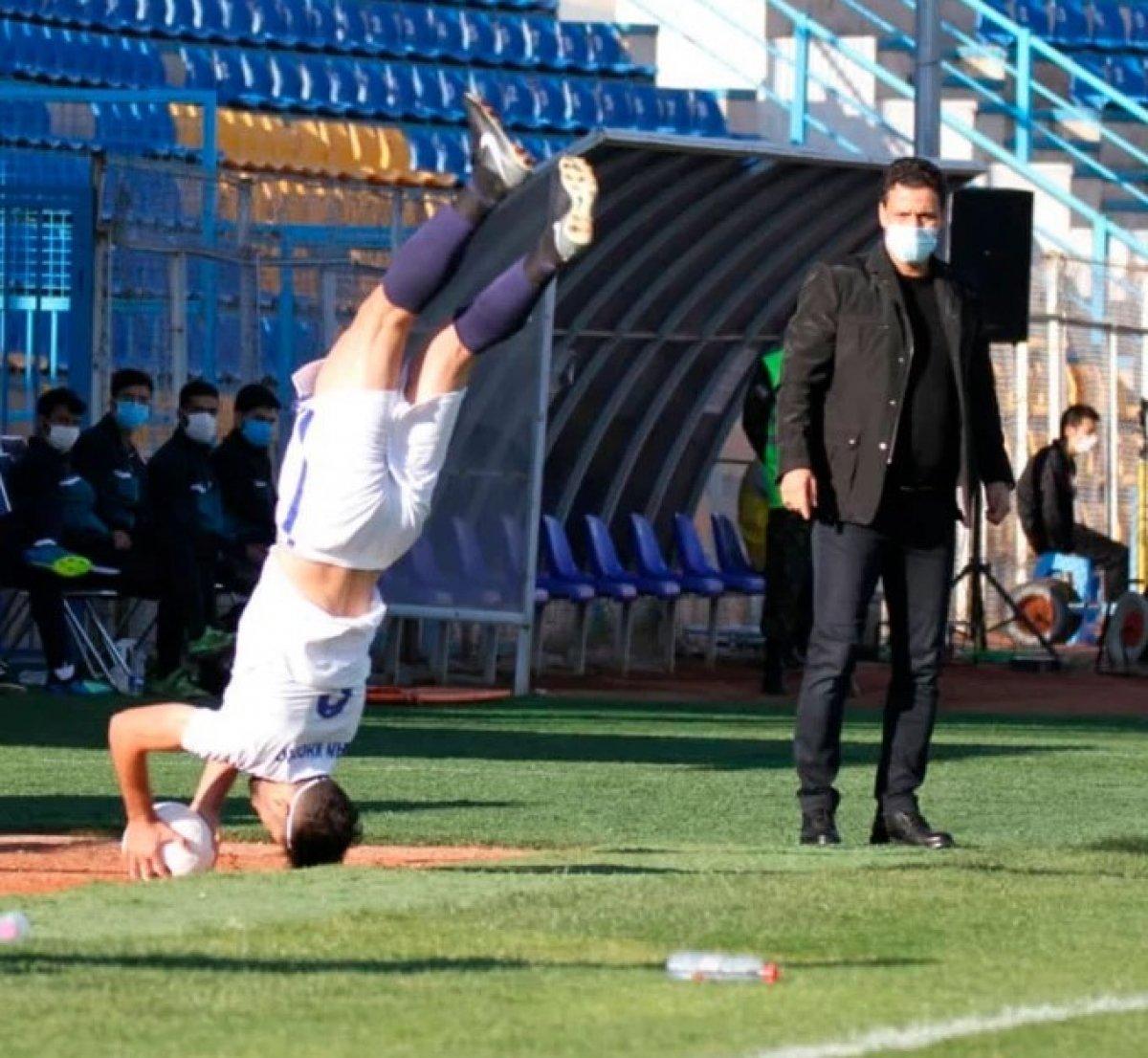 Nader Mohammadi taçtan gol attı