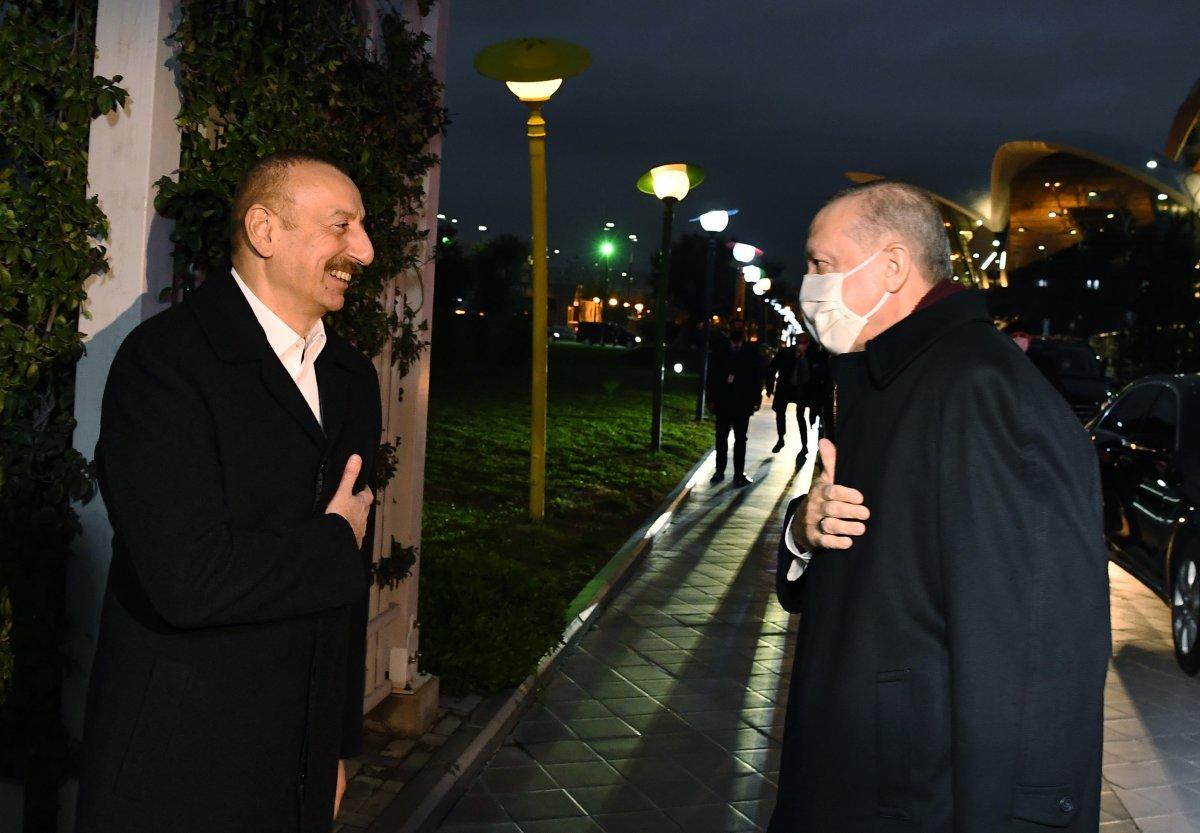 Cumhurbaşkanı Erdoğan ve Aliyev, akşam yemeğinde bir araya geldi