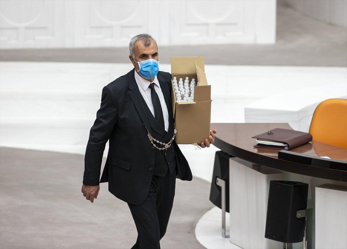 Meclis'te BOREL ile koronavirüs tedbiri