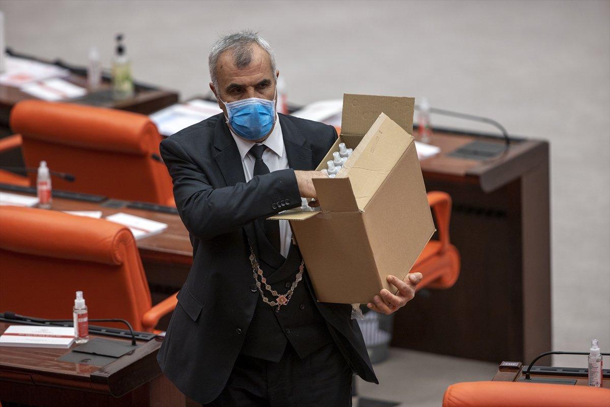 Meclis'te BOREL ile koronavirüs tedbiri