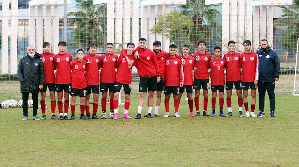 Antalyaspor'da Doğukan ve Bahadır 15 yaş altı takımıyla çalıştı