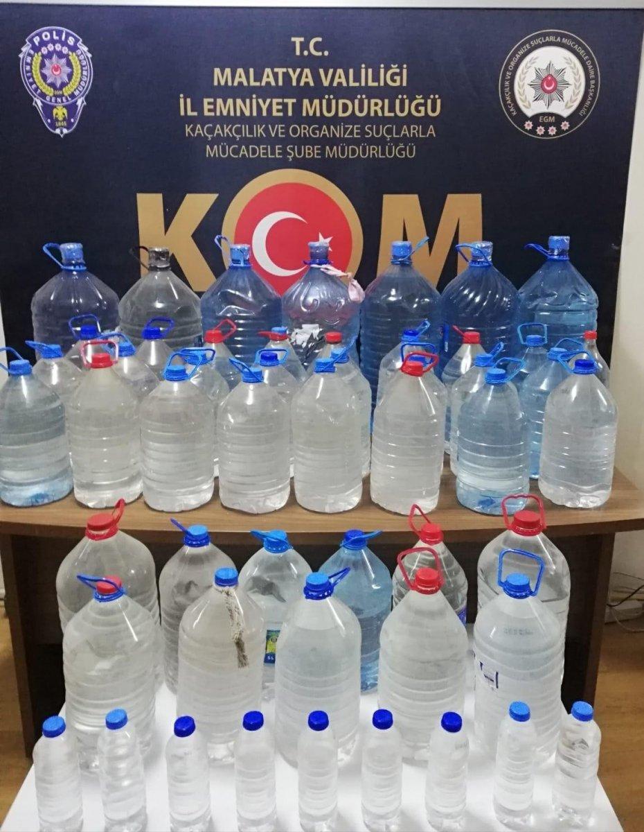 Malatya'da 321 litre sahte içki ele geçirildi