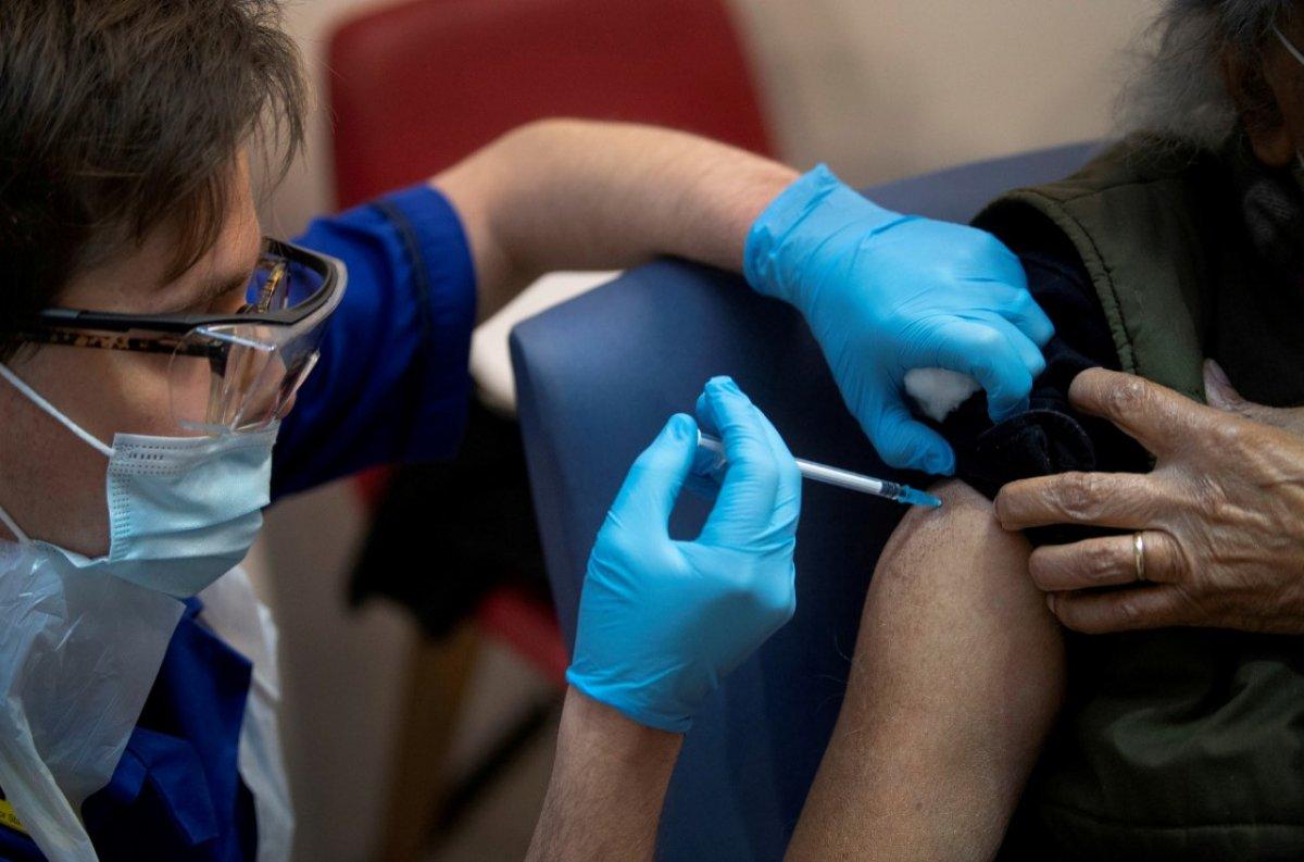 FDA, Pfizer-Biontech'in koronavirüs aşısını onayladı