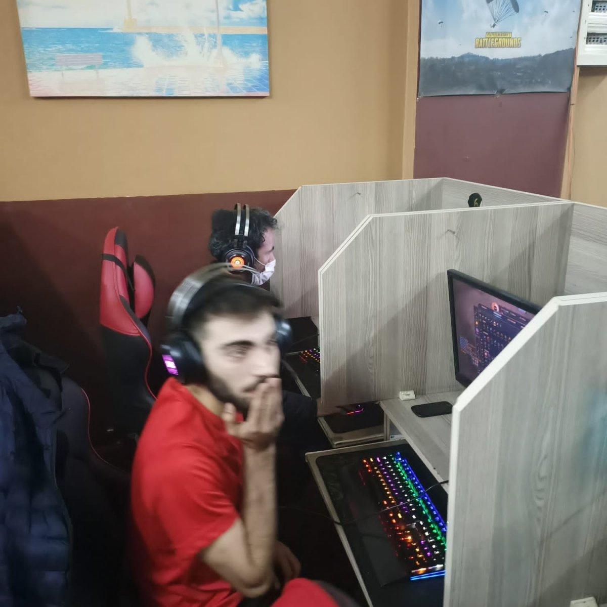 Kağıthane’deki kıraathanelere şok baskın: 59 kişiye ceza