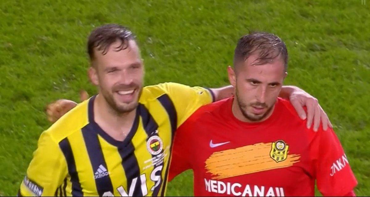 Filip Novak'ın gülmesi tepki çekti