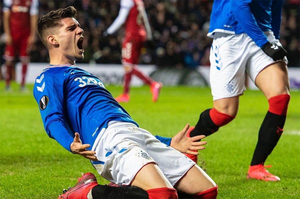 Başakşehir Ianis Hagi'yi listesine aldı