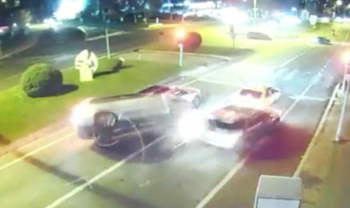 Tekirdağ'da cip, kırmızı ışıkta bekleyen araçlara çarptı