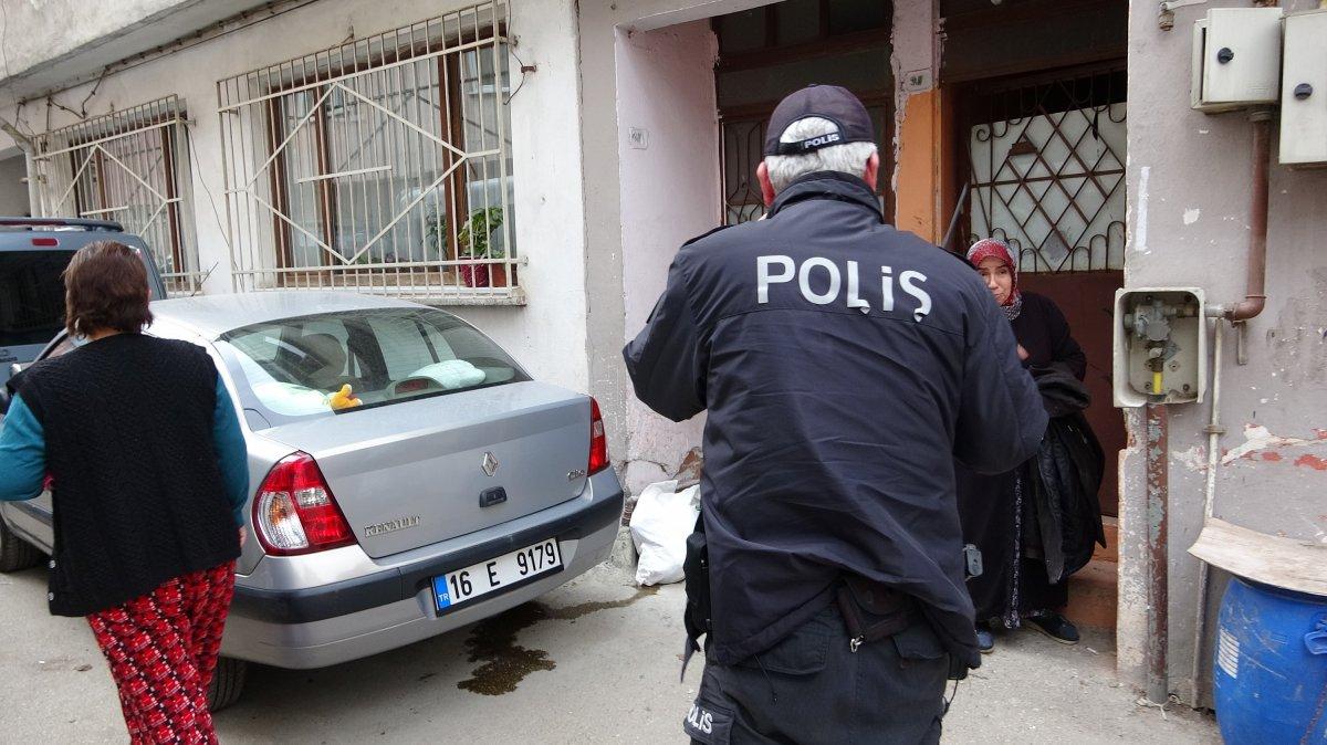 Bursa'da kısıtlamaya rağmen sokağa çıkıp, yangını izlediler