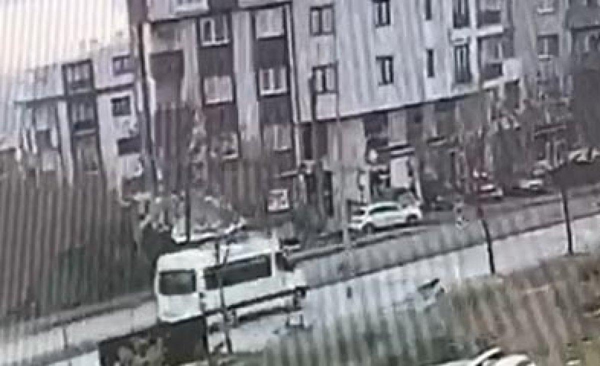 Kocaeli'de köpeğe çarpıp kaçan sürücü