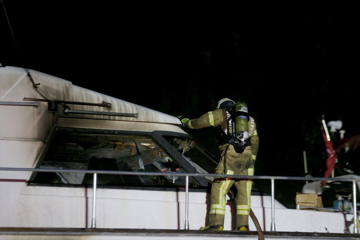 Sarıyer’de yat teknesinde yangın çıktı