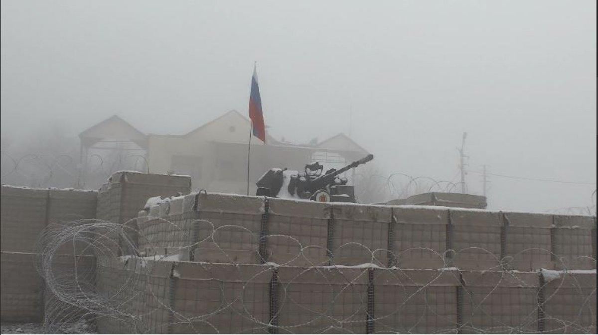 Rusya, Dağlık Karabağ’da kurulan karakollarını görüntüledi