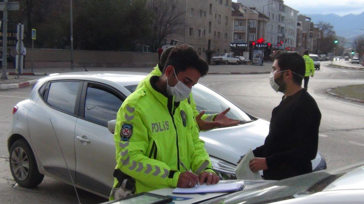 Bursa'da kapalı olan kafeyi açmaya gidince ceza yedi
