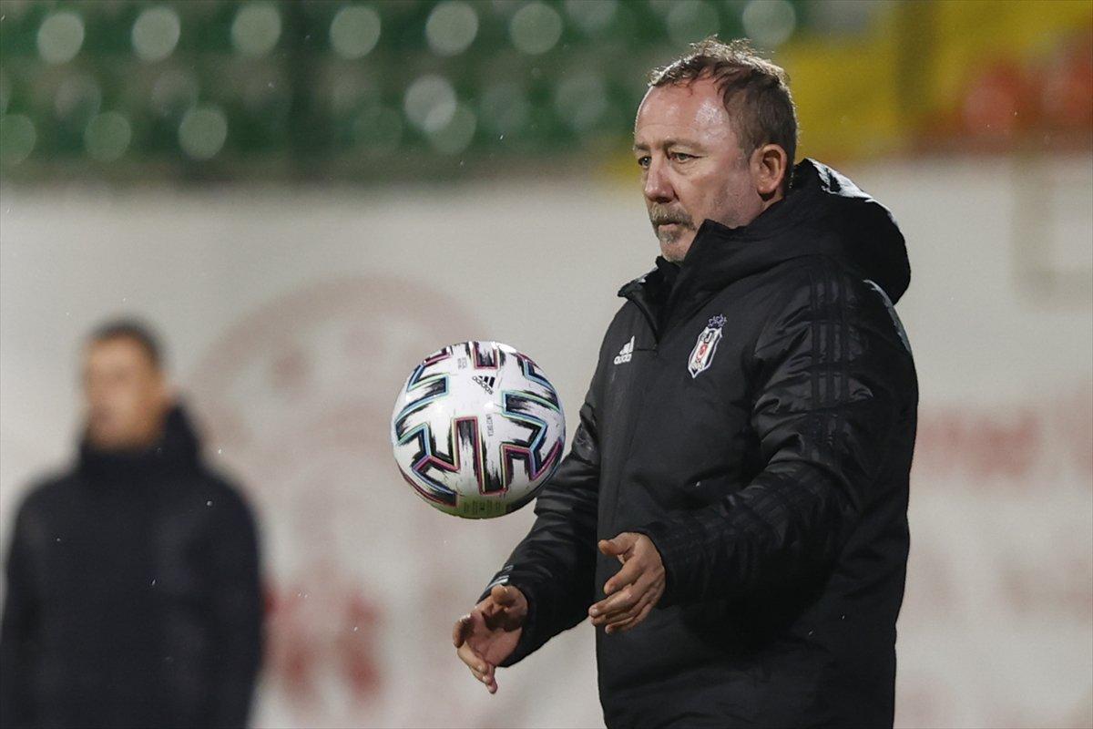 Sergen Yalçın'dan hakeme tepki: Kabadayılık mı yapıyorsun