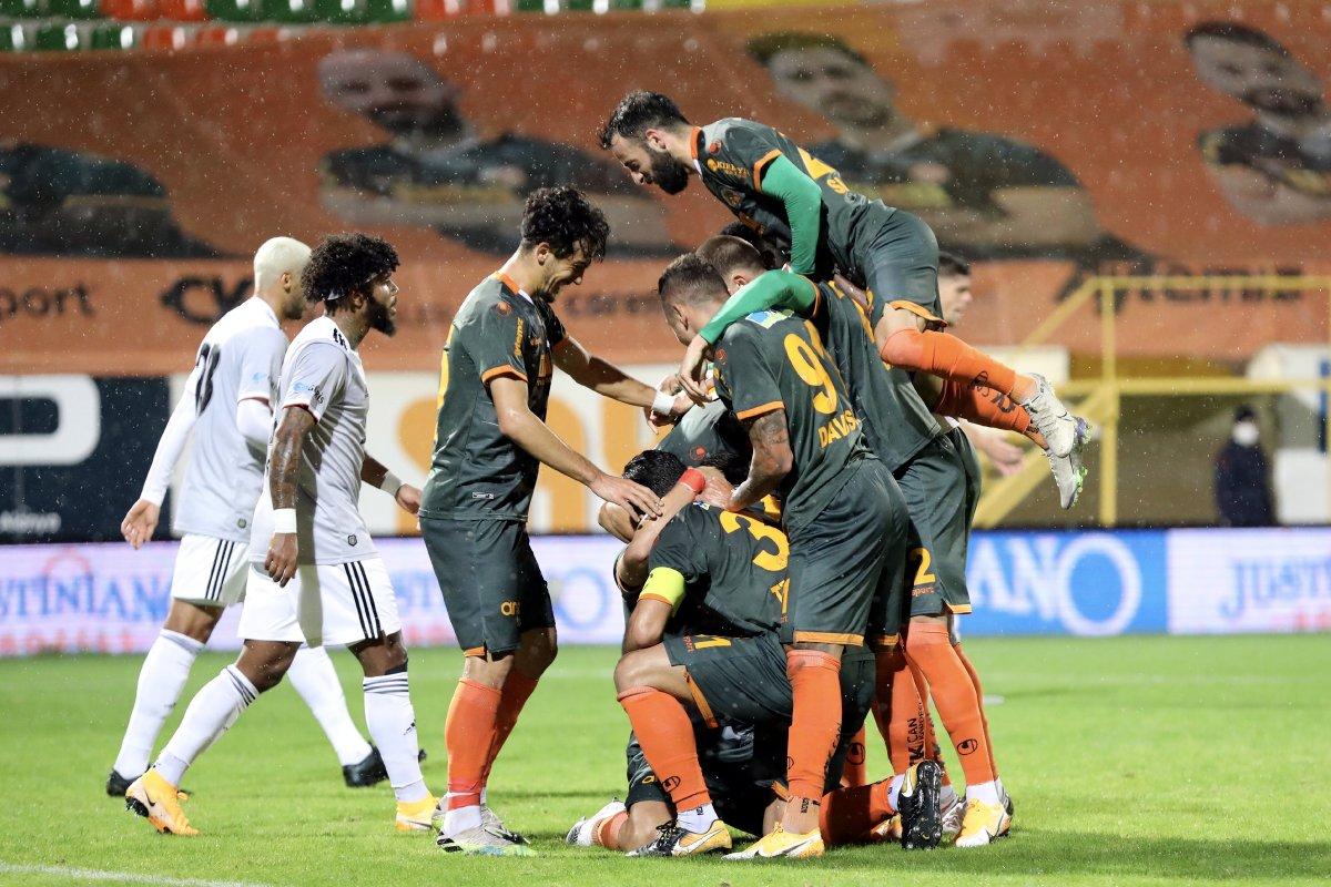 Beşiktaş, Alanyaspor'a deplasmanda kaybetti