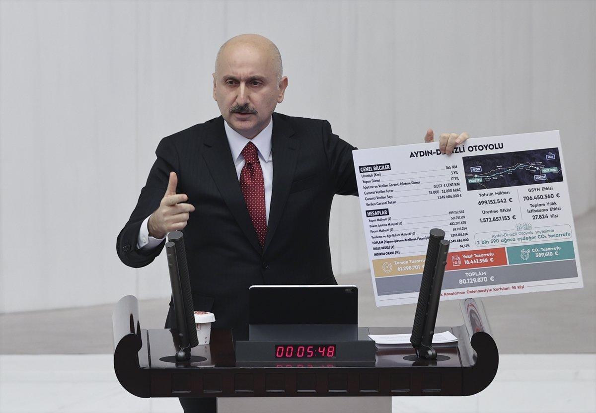 Adil Karaismailoğlu, garanti edilen ile gerçekleşen geçiş sayılarını açıkladı