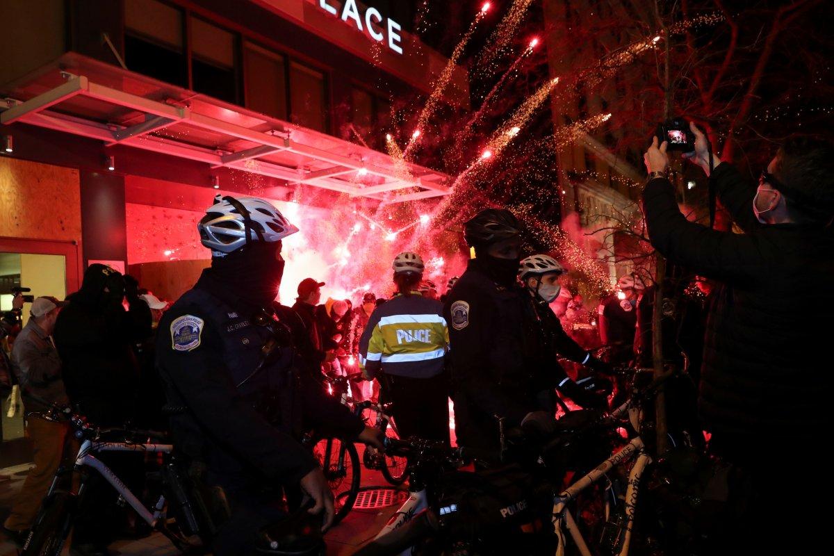 ABD'de Donald Trump destekçilerinin gösterisinde ortalık karıştı