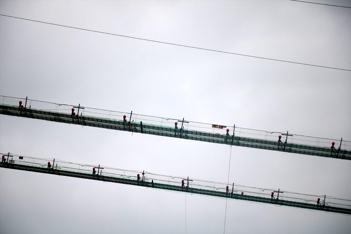 Çanakkale Boğazı, köprü çalışmaları nedeniyle gemi geçişlerine kapatıldı