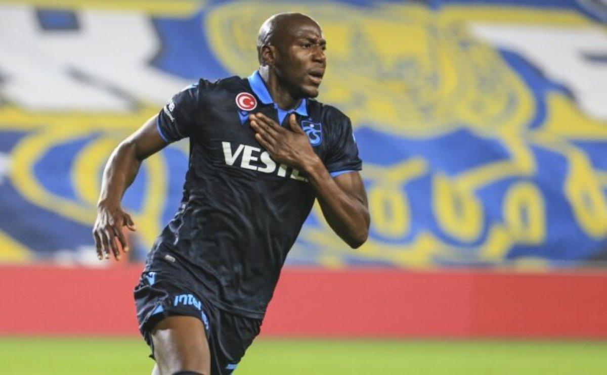 Benik Afobe yine sınıfta kaldı