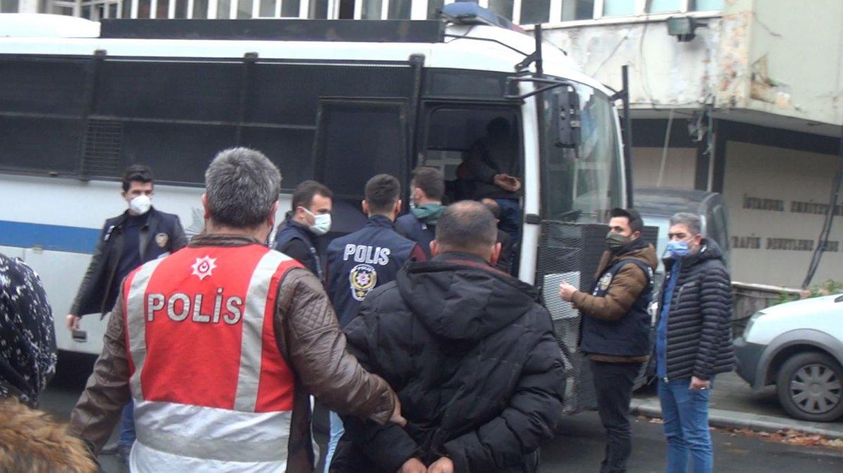 İstanbul'da vatandaşları 10 milyon lira dolandıran çete yakalandı