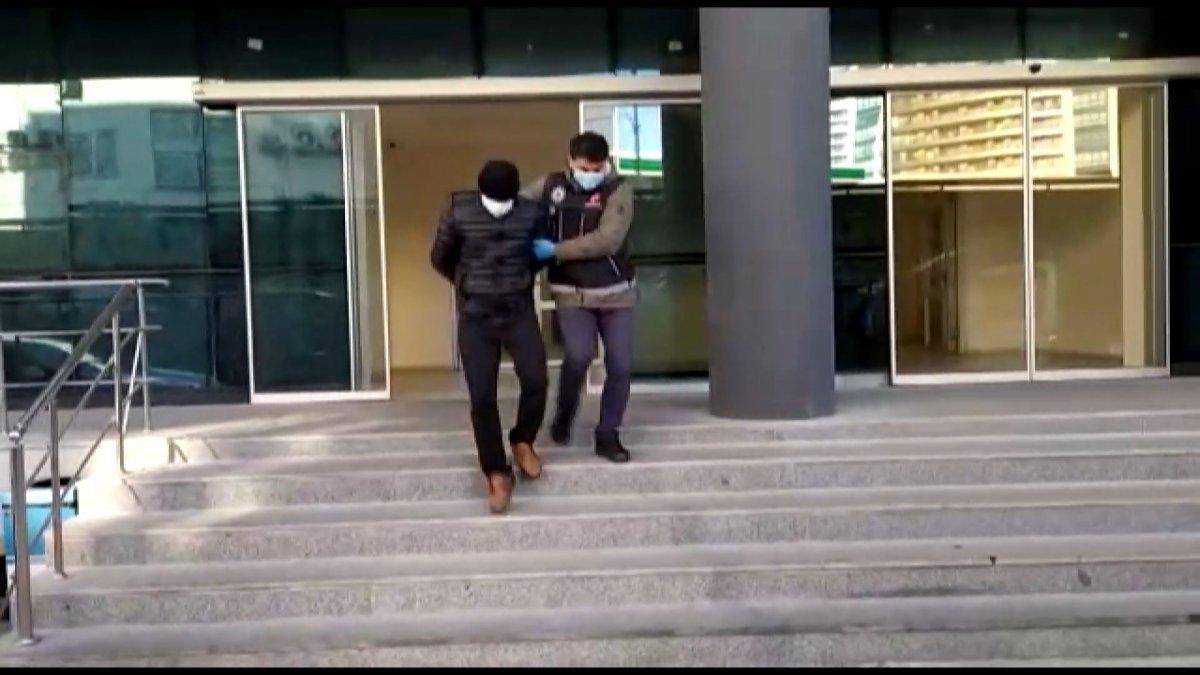 Bursa'da uyuşturucu ticareti yapan 2 kişi gözaltına alındı