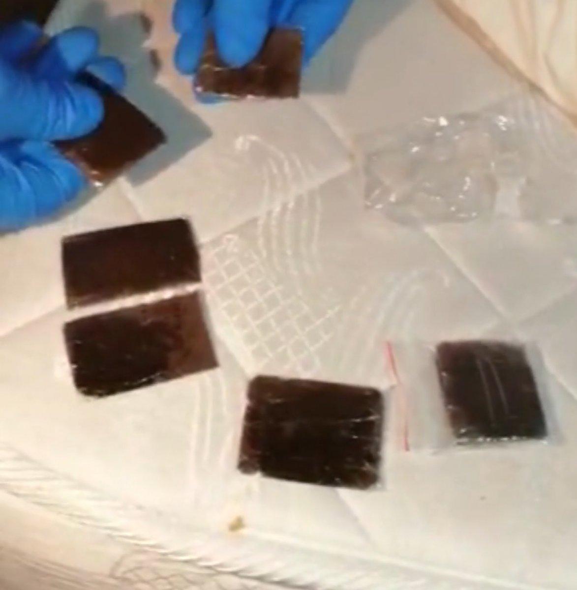 Bursa'da uyuşturucu ticareti yapan 2 kişi gözaltına alındı