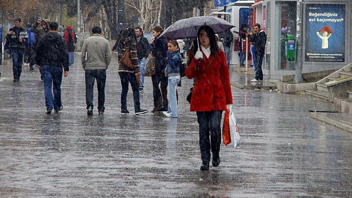 Meteoroloji: Kuzey ve güneyde sağanak, doğuda kar var
