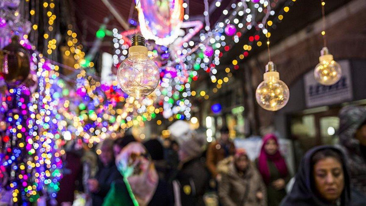 Yılbaşında sokağa çıkma yasağı var mı, kaç gün? Yılbaşında seyahat yasağı olacak mı?