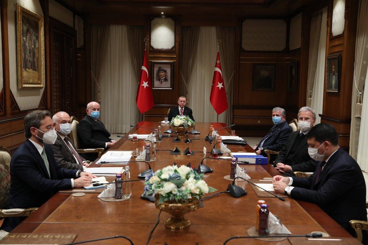 Fahrettin Altun: Yüksek İstişare Kurulu'nda, ABD'nin yaptırım kararı kınandı