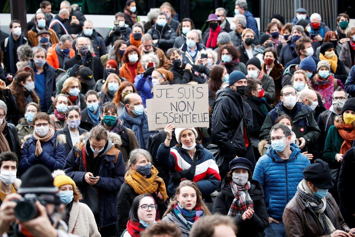 Fransa protesto