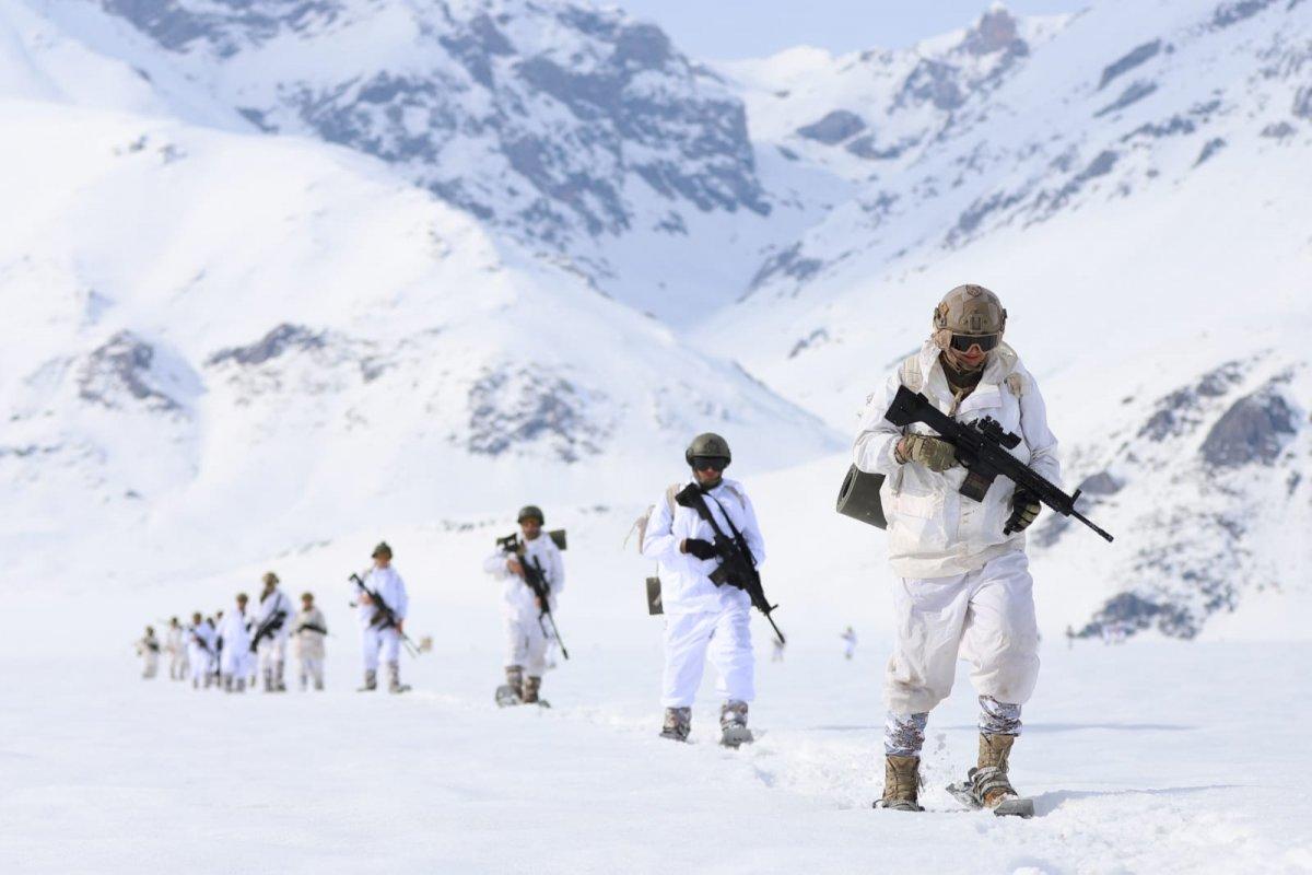 Tunceli dağları terör örgütü TİKKO’dan temizlendi