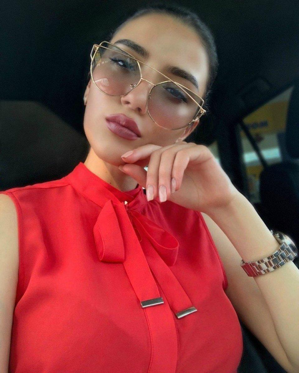 Moldova'da sosyal medya fenomeni annesini bıçaklayarak öldürdü