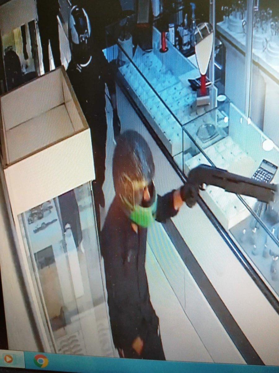 Mersin'de polise silahlı saldırıda bulunan gasp çetesi çökertildi