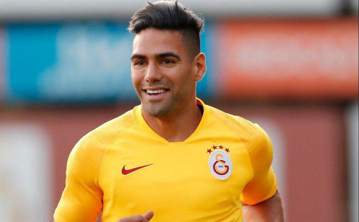 Radamel Falcao kondisyoner eşliğinde çalıştı