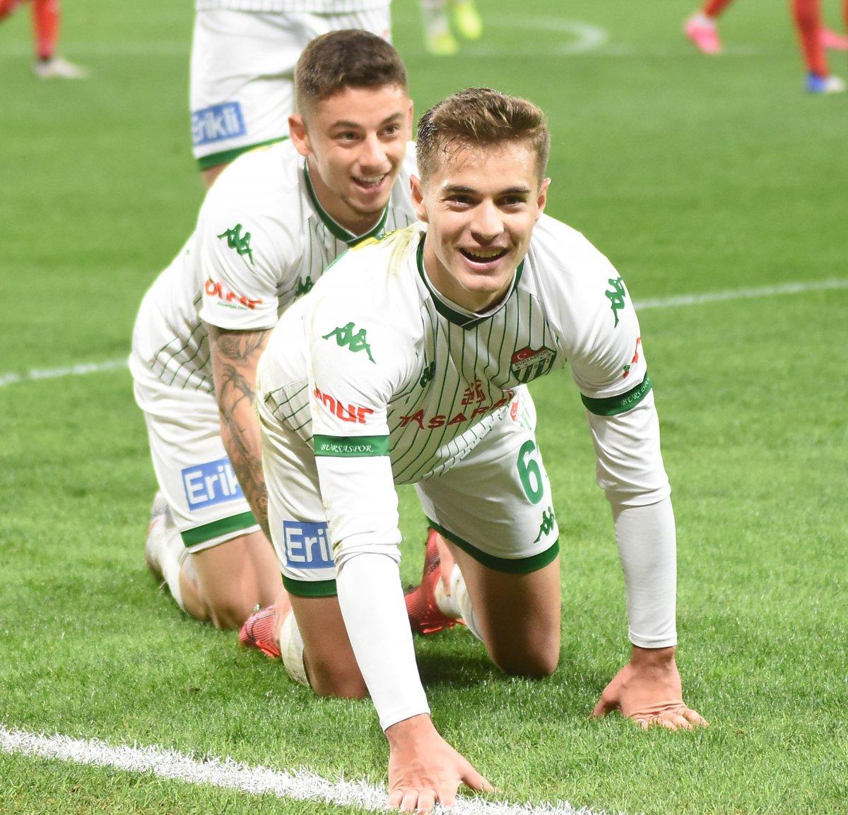 Batuhan Kör'den Göztepe'ye 4 gol