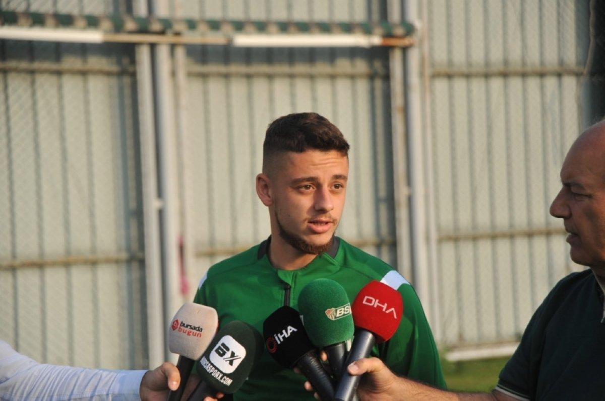 Burak'a topu vermeyen o çocuk şimdilerde Bursaspor'da oynuyor