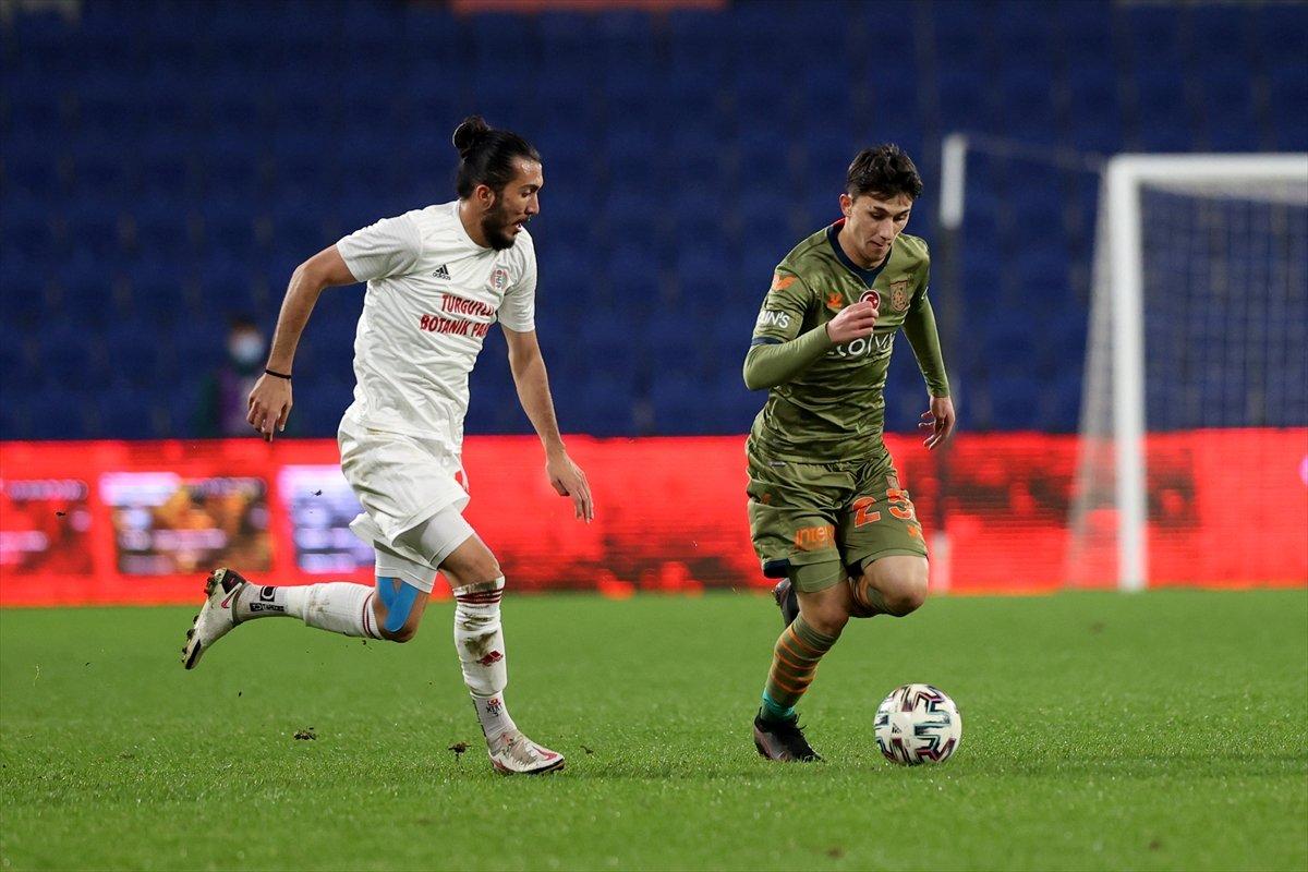 Ziraat Türkiye Kupası'nda Başakşehir son 16'da