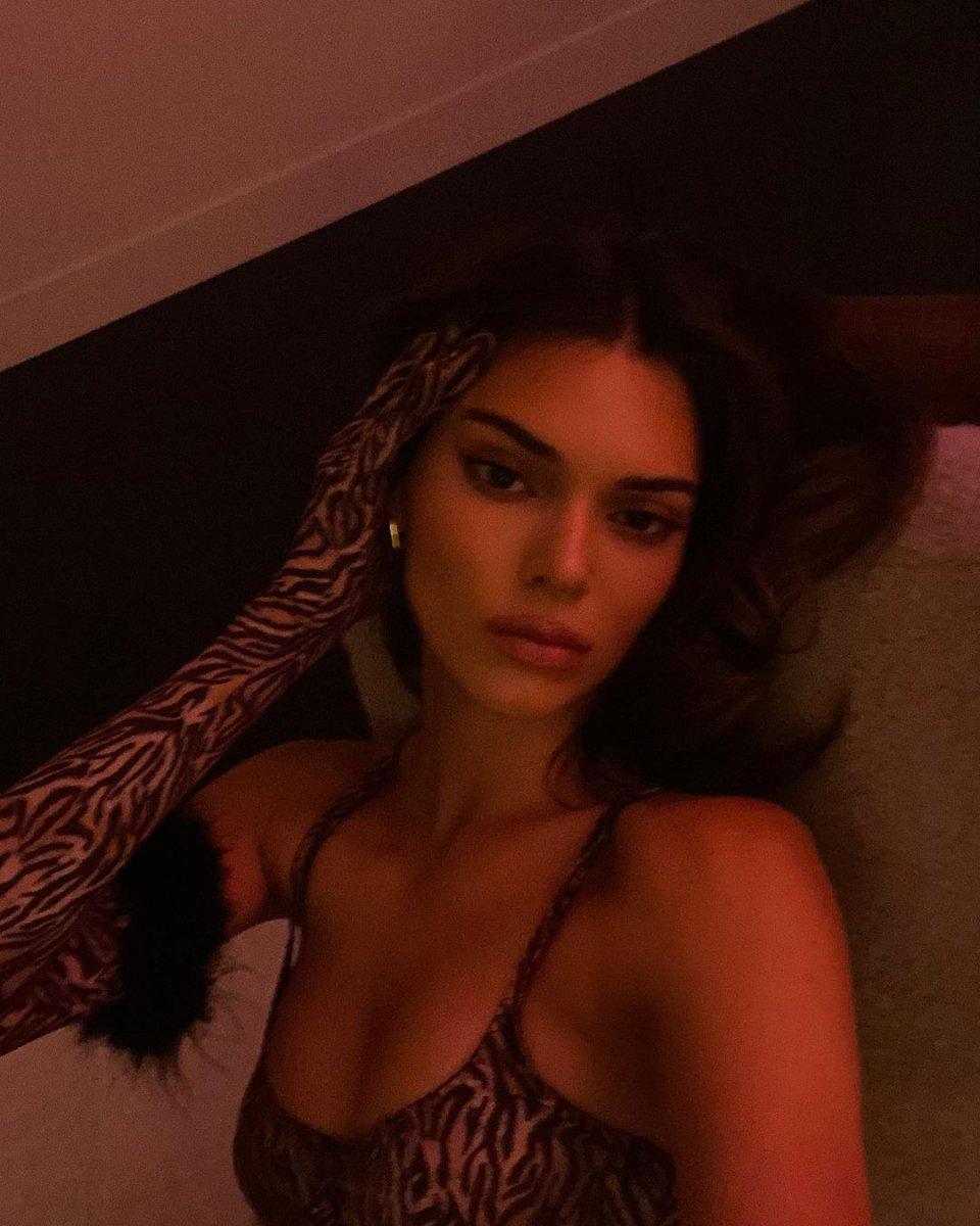Derin Talu’ya, Kendall Jenner benzetmesi