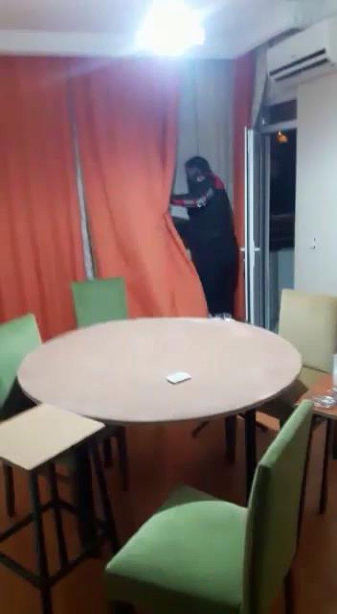 Trabzon'da oyun salonuna dönüştürülen öğrenci yurduna baskın